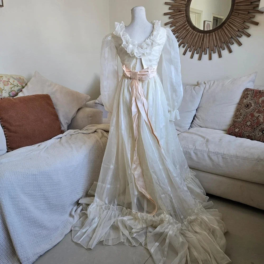 Emma Domb Vintage 70s Ivory Organza Wedding Bridal Gown Prairie Pink Sash XXS/XS